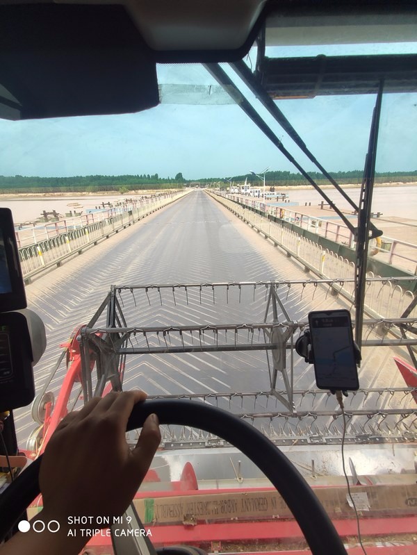 8c897b5ad52143b9a97a91c7f6702c07